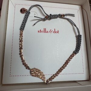 Stella & Dot Wisdom Bracelet